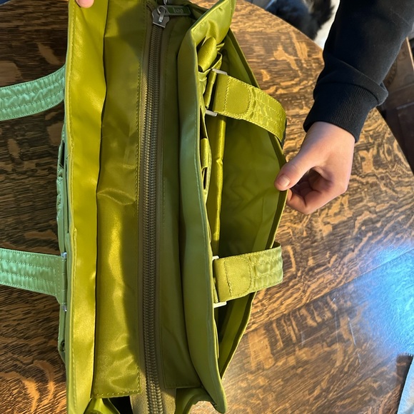 Lug Caboose Carry All - Picture 5 of 8